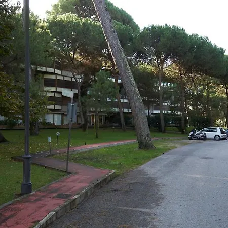A 300 Mt Dal Mare, In Contesto Naturale Torre del Lago Puccini Exterior photo
